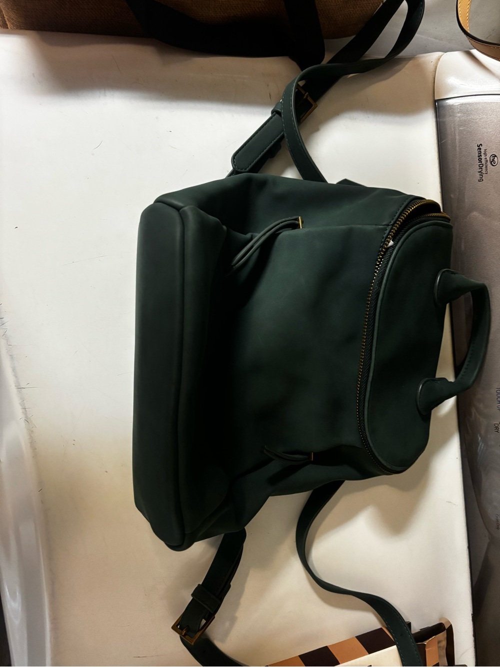 Forest Green Men's Backpack - Minimal Leather-Style Daypack